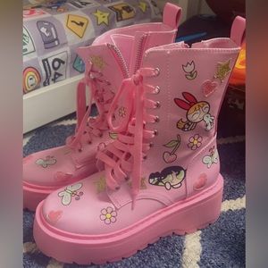 Dolls Kill pink platform combat boots size 7 womens